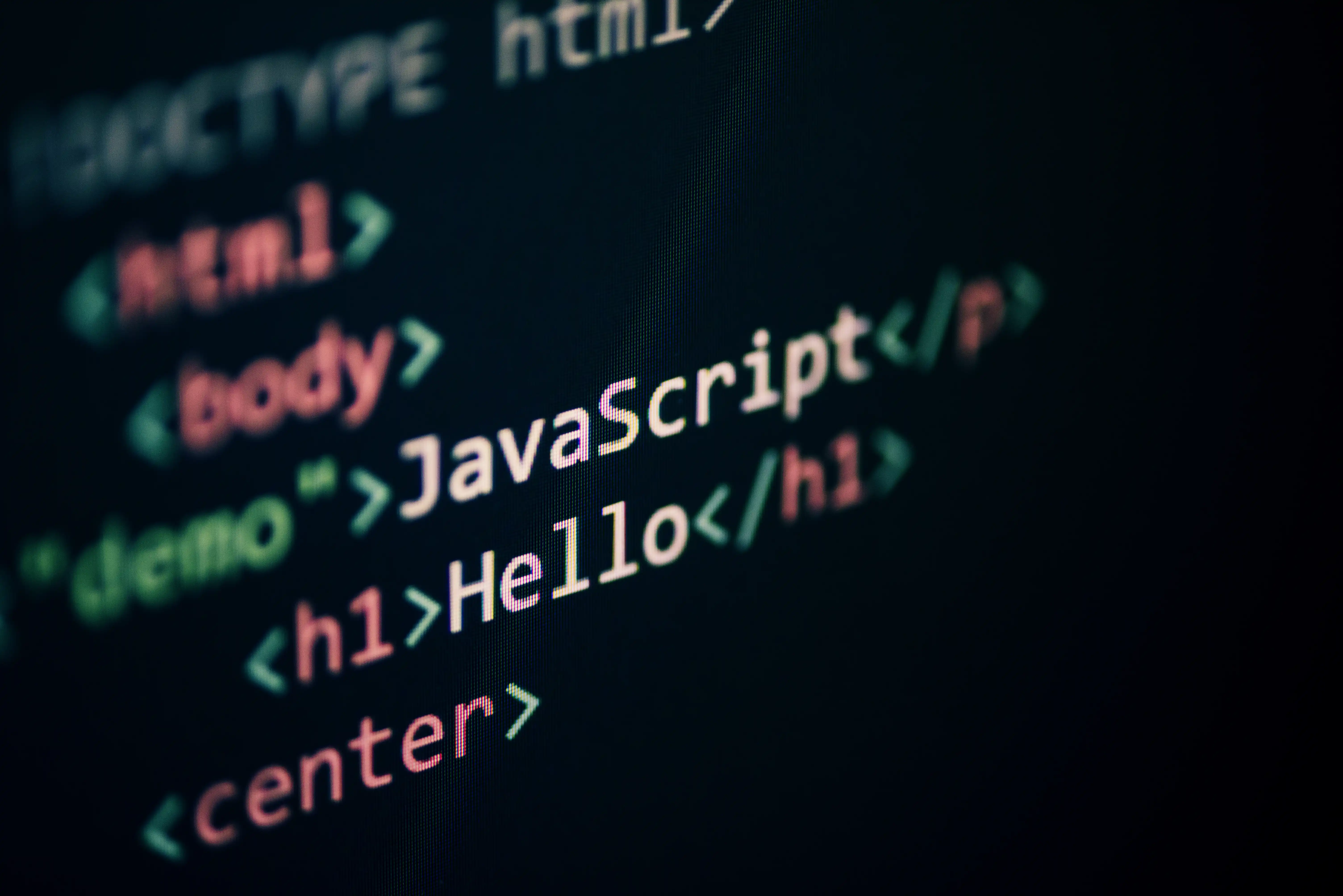 Low-Code vs Traditional Development: Finding the Balance